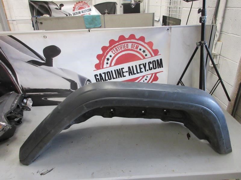 Good condition, has a small scratches on the flare as pictured. Come as Pictured. Local pickup only. 5KF17RXFAE (2018-2023 Jeep Wrangler JL OEM Rear Left Driver Fender Flare 5KC84TRMAC)