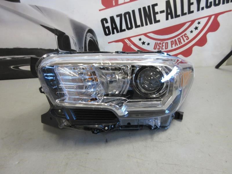 2016-2019 Toyota Tacoma OEM Left Driver LH Headlight Lamp Assembly 81150-04260