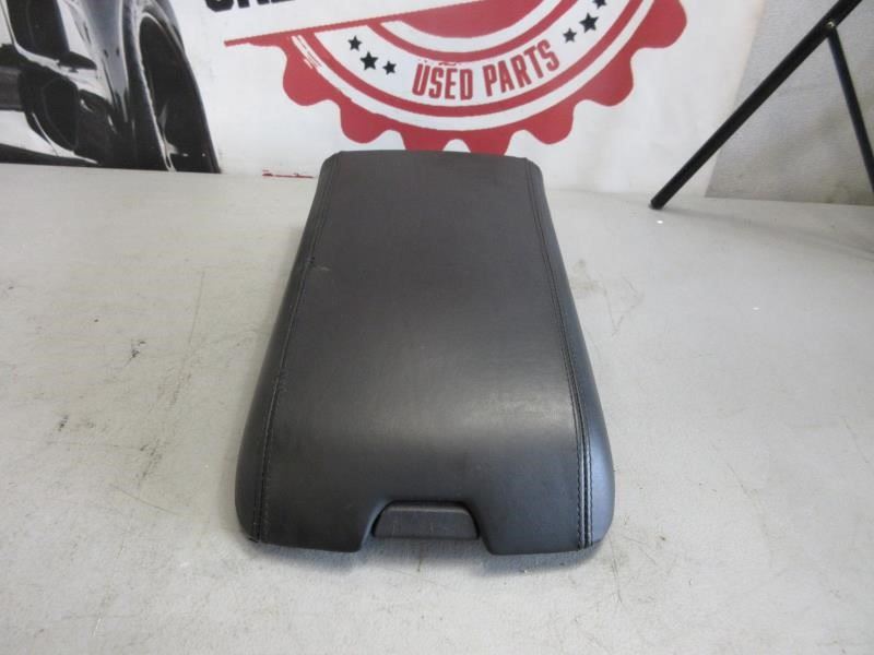 2007-2009 Cadillac XLR OEM Center Console Armrest Door 89039714