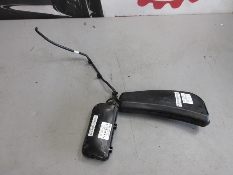 Great condition, clean and ready for installation. FR3Z63611D10 (2015-2017 Ford Mustang OEM Front RH Passenger Seat AlRBAG)