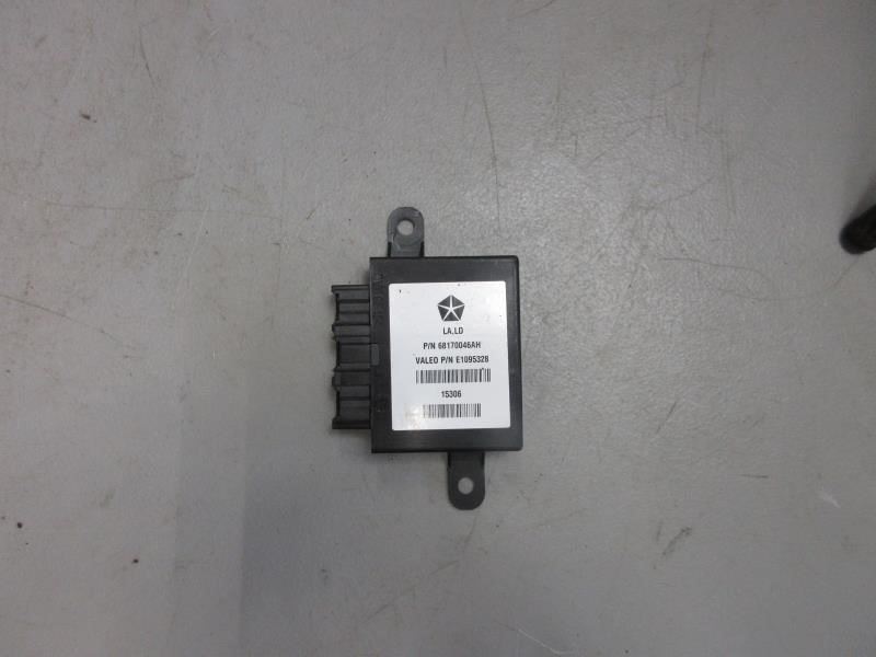 2015-2016 Dodge Challenger Dodge Charger OEM Parking Assist Module 68170046