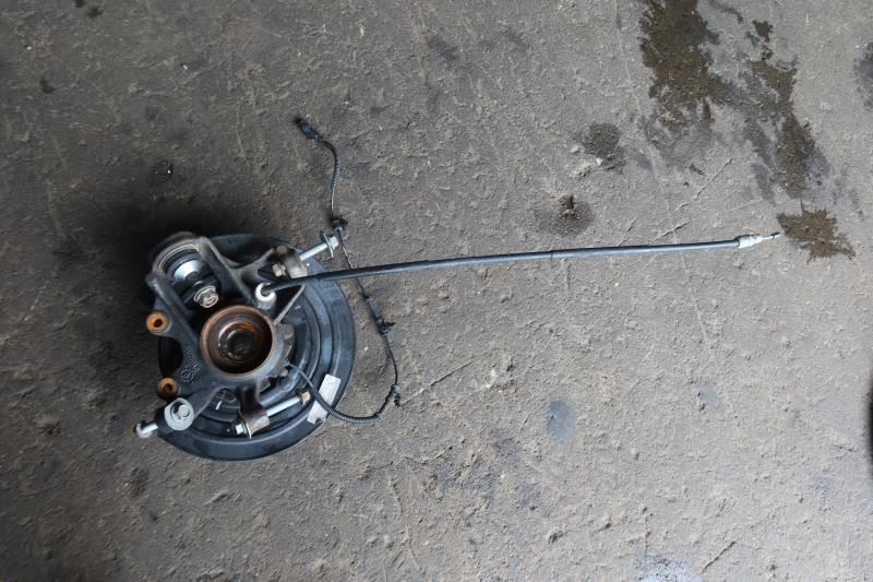 2016-2022 Jeep Grand Cherokee Dodge Durango OEM Rear Left Driver Knuckle Hub