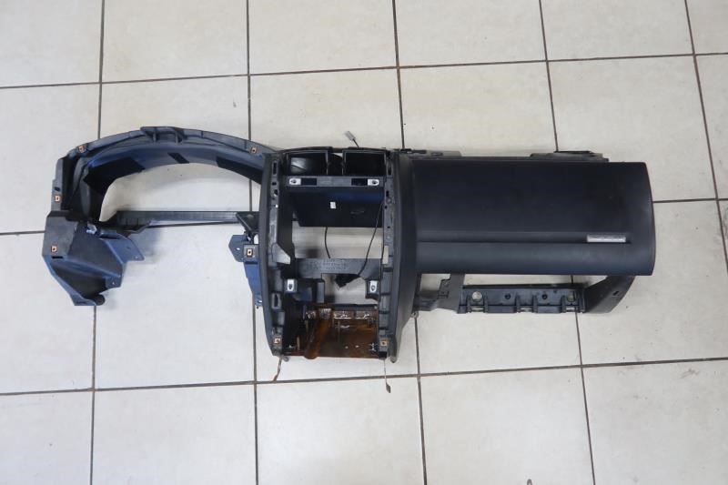 2004 2005 2006 Cadillac XLR OEM Instrument Panel Dashboard Assembly 15913738