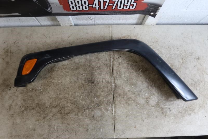 2001-2006 Jeep Wrangler TJ Rubicon OEM Front Left Driver Fender Flare QP95TZZAC