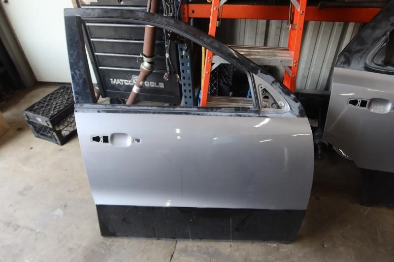 2011-2022 Dodge Durango OEM Front Right Passenger Door Shell Assembly 55369462