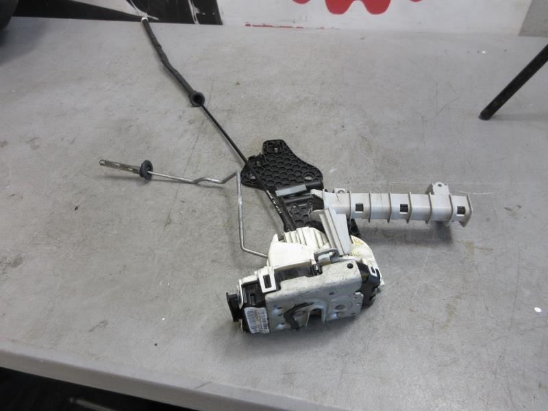 2011-2023 Dodge Durango Jeep Grand Cherokee OEM Rear RH Door Latch 04589922