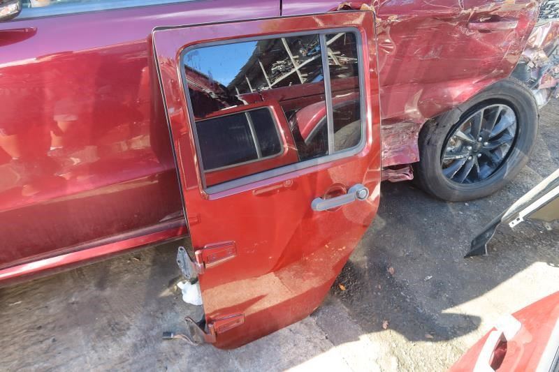 2007-2010 Jeep Wrangler JK OEM Rear Left Driver Door Assembly 68002361