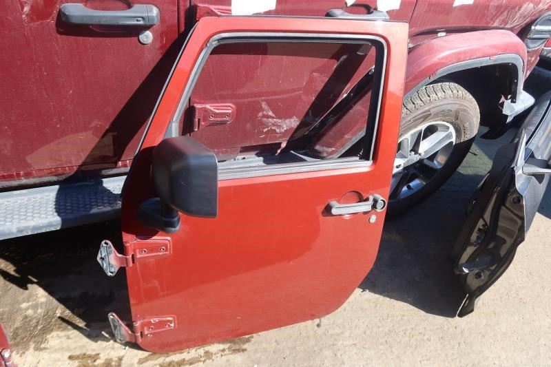 2007-2010 Jeep Wrangler JK OEM Front Left Driver LH Door Assembly 68002359