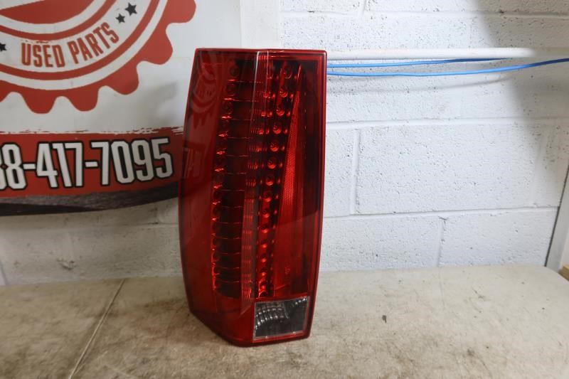 2007-2014 Cadillac Escalade OEM Rear Left Driver LH Tail Light Lamp 22884387