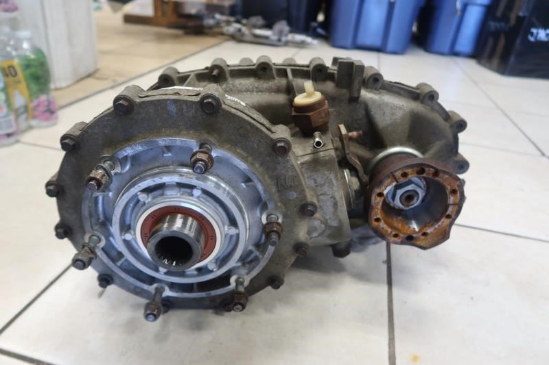 2007-2011 Jeep Wrangler JK 3.8L OEM Rock Trac Transfer Case Auto 52111013