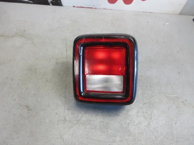 2018-2023 Jeep Wrangler JL OEM Rear Right Passenger Tail Light Lamp 55112890