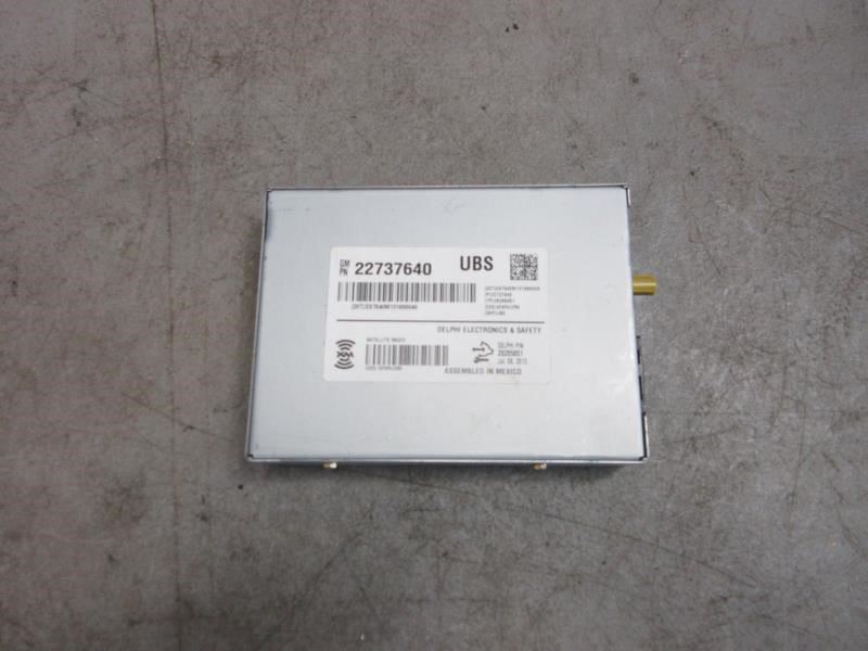 2012-2014 Cadillac Escalade OEM Radio Receiver Assembly 22737640
