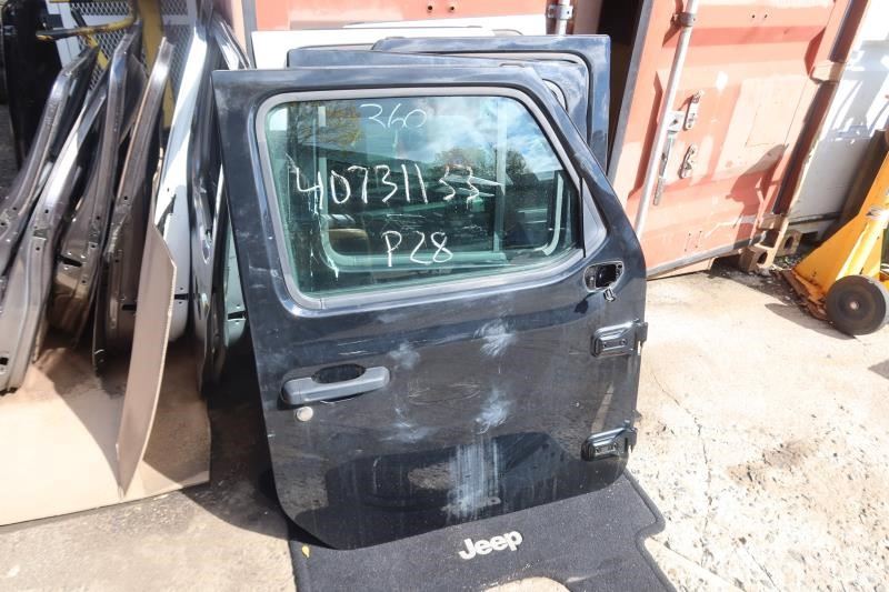2018-2022 Jeep Wrangler Gladiator OEM Front Right Passenger Door PX8 68281910