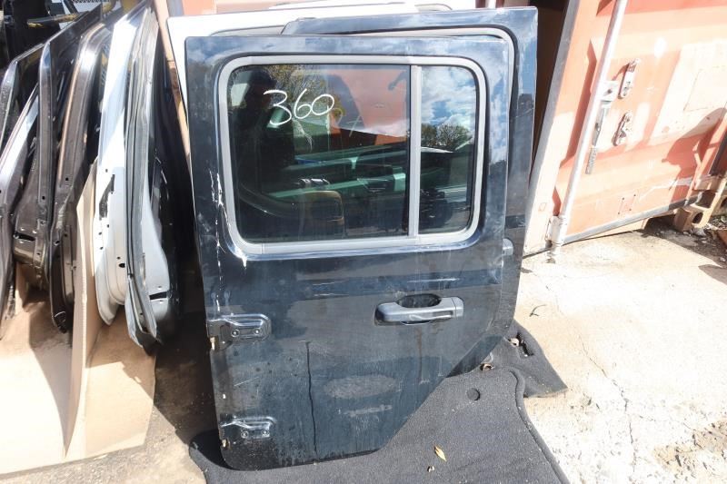 2018-2022 Jeep Wrangler Gladiator OEM Rear Left Driver Door Assembly 68281909