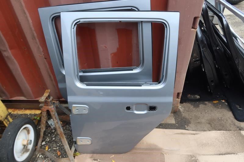 2018-2023 Jeep Wrangler Gladiator OEM Rear Left Driver Door Shell 68281909

