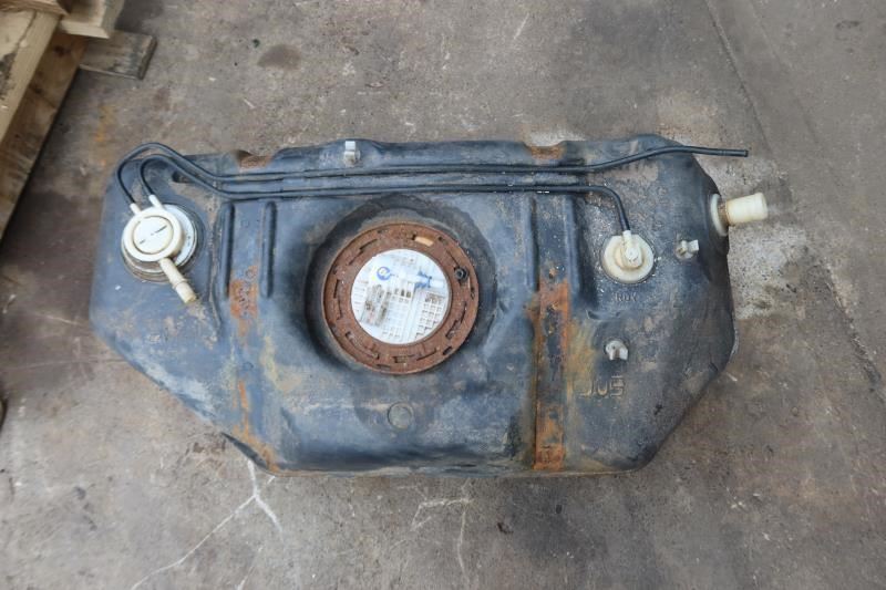 2005 2006 Jeep Wrangler TJ OEM Gas Fuel Tank Assembly w/ Pump 52059616