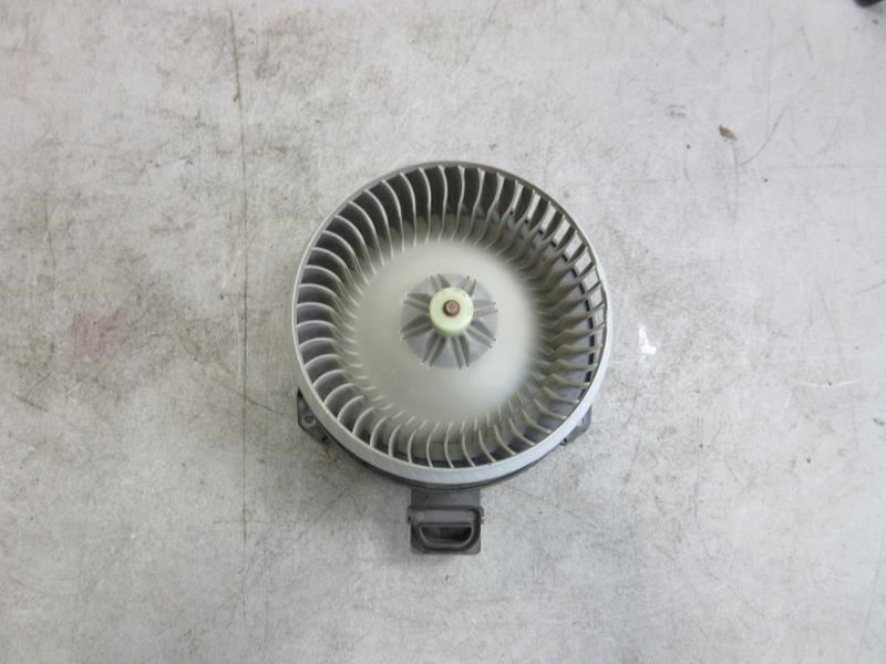 Good condition, clean, professionally tested and ready for installation. 68004195/ 68004195AA (2007-2010 Jeep Wrangler JK OEM AC Heater Blower Motor Assembly 68004195)