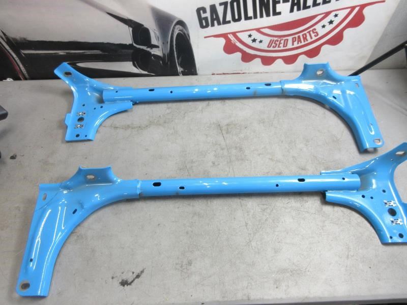 Good condition, clean and ready for installation. 55395480AK/ 55395481AK (2007-2018 Jeep Wrangler JK JKU OEM Roll Bar-Side Rails 55395480AK/ 55395481AK)