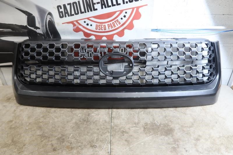 2018-2021 Toyota Tundra OEM Front Grille Assembly NEW 53101-0C031 / 53105-0C021