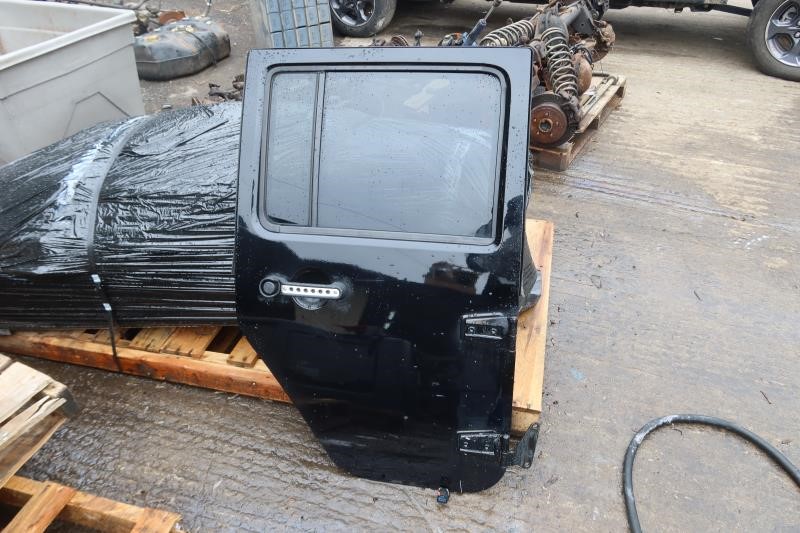 2007-2010 Jeep Wrangler JK OEM Rear Right Passenger Door Assembly 68002360