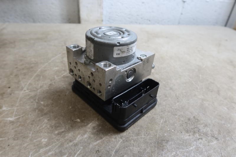 2019 2020 Ford Mustang GT 5.0L OEM Anti Lock Brake Pump ABS Module KR3C-2B373-AB