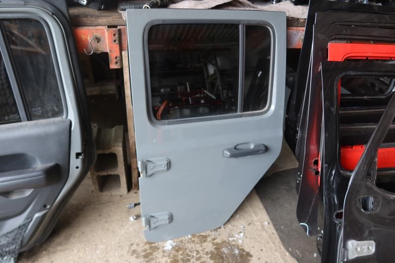 2018-2022 Jeep Wrangler Gladiator OEM Rear Left Driver Door Assembly 68281909