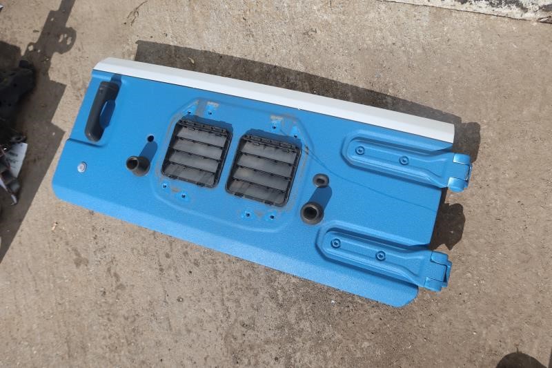 2018-2023 Jeep Wrangler JL JLU OEM Rear Tailgate Back Door 68281561