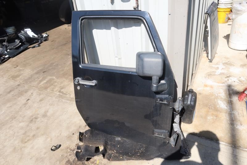 2011-2018 Jeep Wrangler JK JKU OEM Front Right Passenger Door 68079596AF