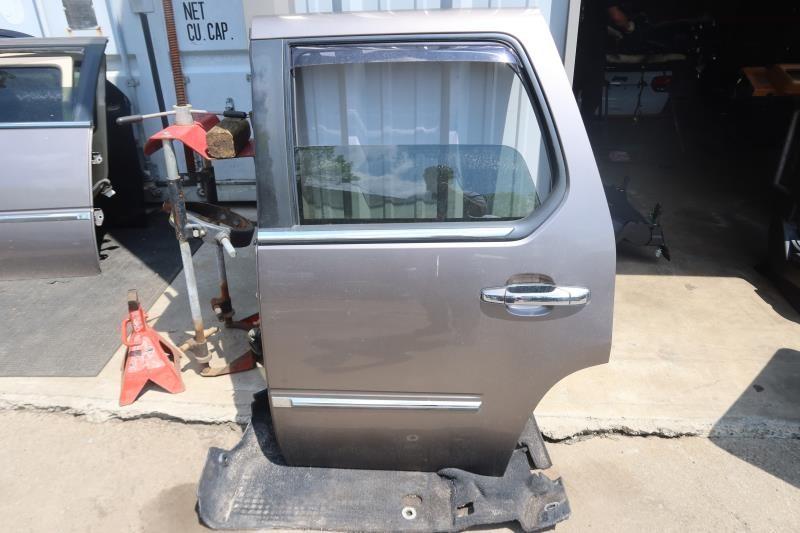 2010-2014 Cadillac Escalade OEM Rear Left Driver LH Door Assembly 22892599
