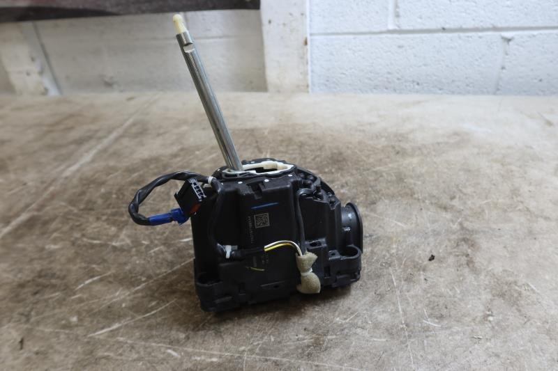 2016-2022 Jeep Grand Cherokee OEM Automatic Transmission Shifter Handle 68335942