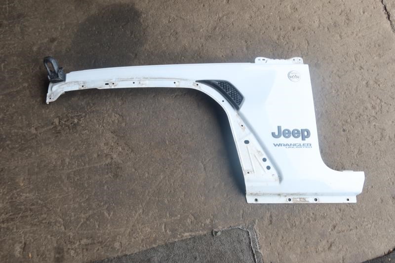 2018-2023 Jeep Wrangler JL Gladiator JT OEM Front Left LH Driver Fender 68281947