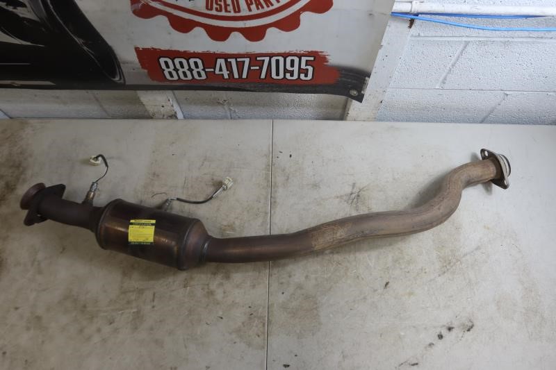 2013-2019 Dodge Durango 5.7L OEM Left Driver LH Catalytic Converter 68414798