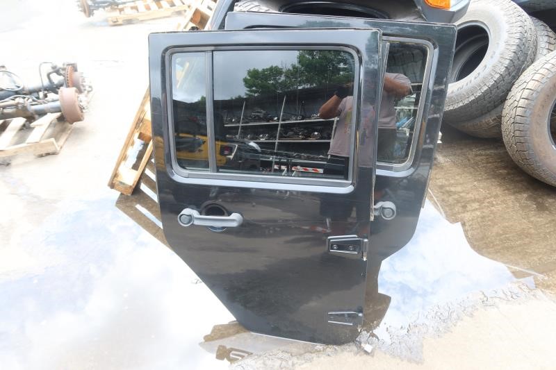 2011-2018 Jeep Wrangler JK JKU OEM Rear Right Passenger Side Door 68079598