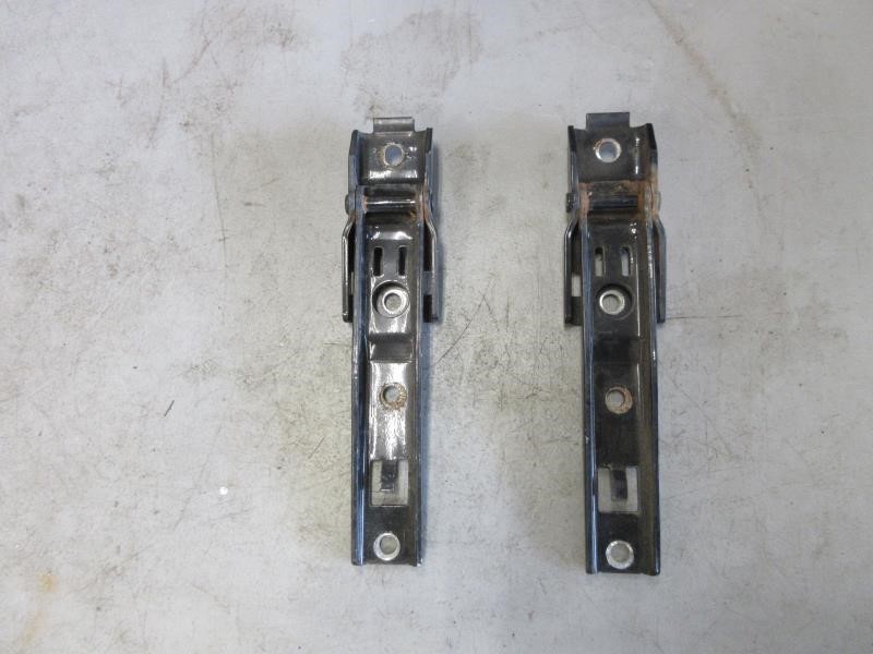 2003-2006 Jeep Wrangler TJ OEM Rear Tailgate Hinge Pair 55395194AC Black