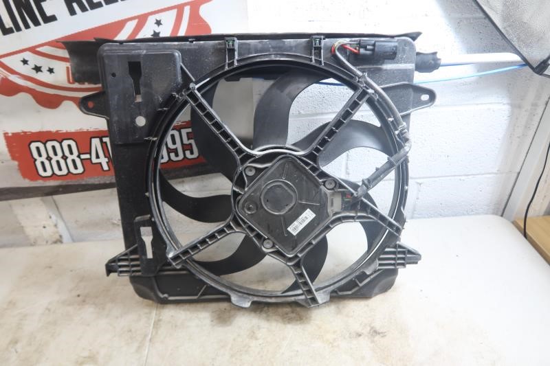 2012-2018 Jeep Wrangler JK 3.6L OEM Cooling Fan Assembly w/ Motor 68143894