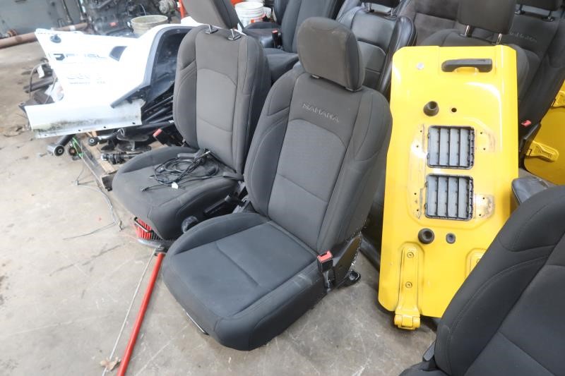 2018-2023 Jeep Wrangler Sahara OEM Front Right Passenger RH Seat Cloth Black