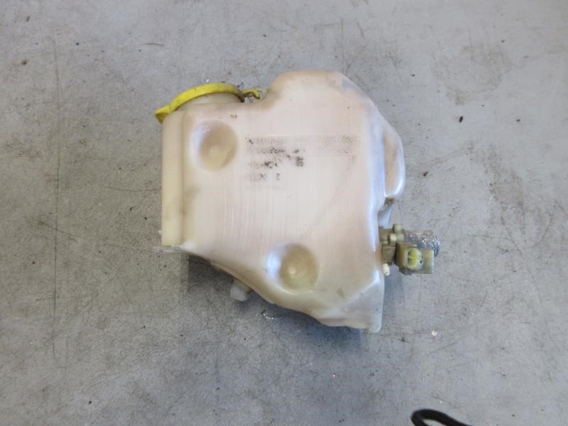 03-06 Jeep Wrangler TJ Windshield Washer Bottle Single Pump 55156198AA