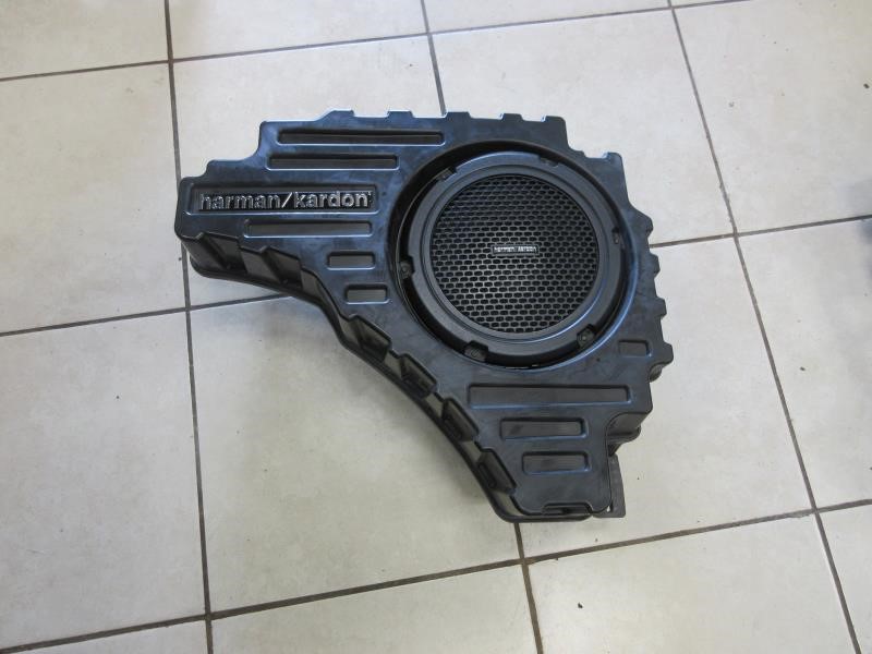 2012-2022 Jeep Grand Cherokee OEM Harman Kardon Rear Speaker Subwoofer 05035130