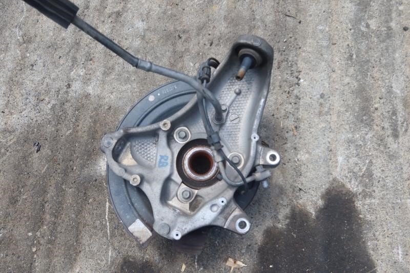 2014-2019 Chevy Corvette C7 OEM Rear Left Driver Knuckle Spindle 84506880