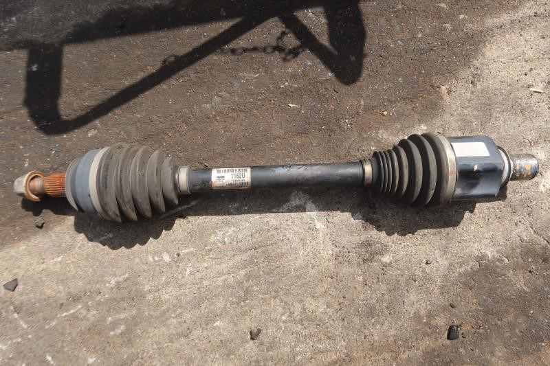 2014-2019 Chevy Corvette C7 OEM Rear Left Driver LH CV Axle Shaft 23301162