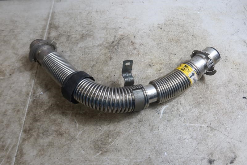 2014-2019 Chevy Corvette C7 OEM Fuel Tank Cross Over Tube Line 23469388