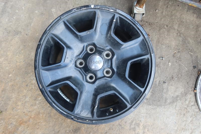 2020-2024 Jeep Gladiator JT Mojave 6 Spoke 17