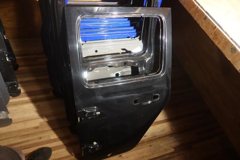 2018-2023 Jeep Wrangler Gladiator OEM Rear Left Driver Door Shell 68281909