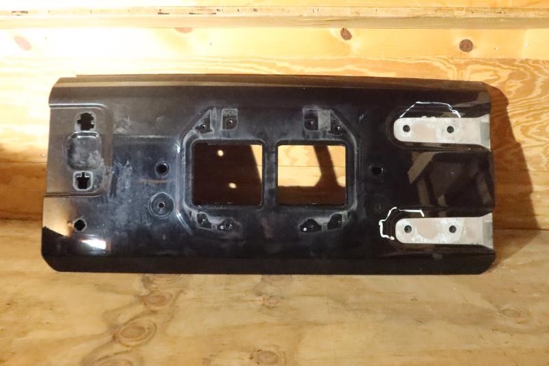 2018-2023 Jeep Wrangler JL JLU OEM Rear Tailgate Back Door Shell 68281561