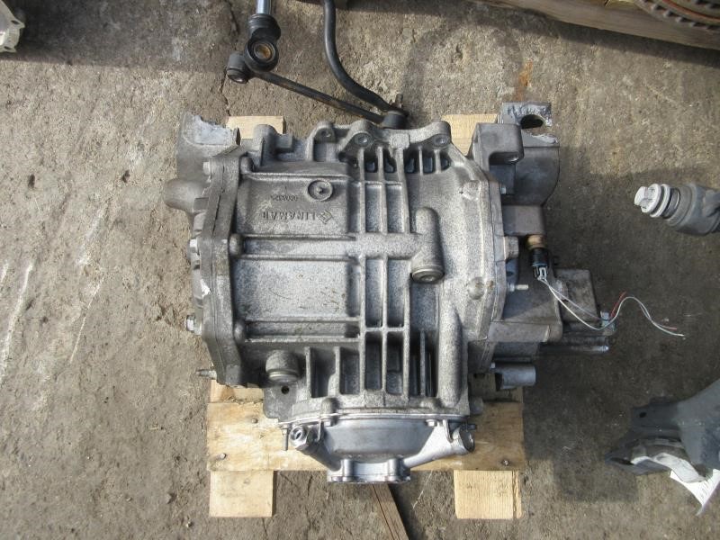 2014-2019 Chevrolet Corvette Z06 OEM Automatic Rear Differential Axle Carrier 23213559