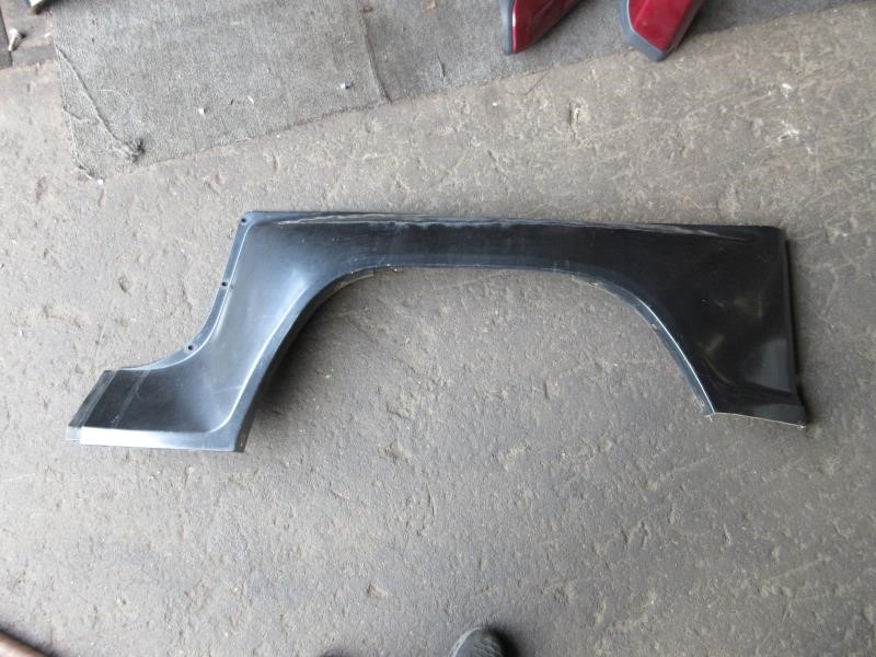 1991-1994 Jeep Wrangler Renegade OEM Left Driver Quarter Panel Cover 4419523