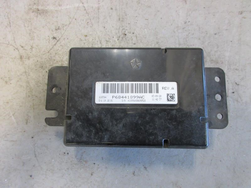 2020 Jeep Grand Cherokee OEM A/C Heater Temperature Control Module 68441899