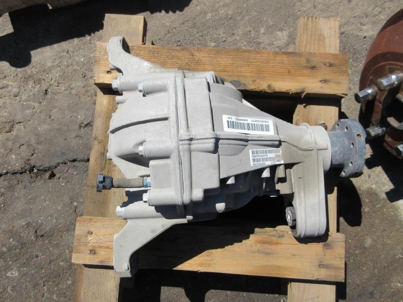 2016-2023 Jeep Grand Cherokee OEM Rear Differential Carrier Assembly 68378939