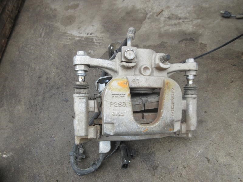 2018-2024 Jeep Wrangler JL OEM Rear Right Passenger Caliper Assembly 68385514