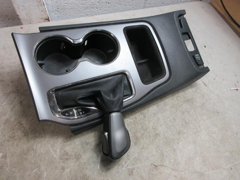 2018 2019 Jeep Grand Cherokee OEM Gear Shifter w/ Bezel 5VK203A5AF